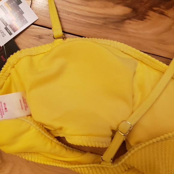 No Boundaries Child's Medium Yellow Swim Top with Cups & Adjustable Straps - Picture 5 of 10